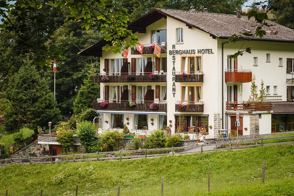 Hotel Berghaus Wengen Luaran gambar