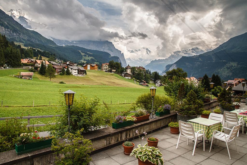 Hotel Berghaus Wengen Luaran gambar