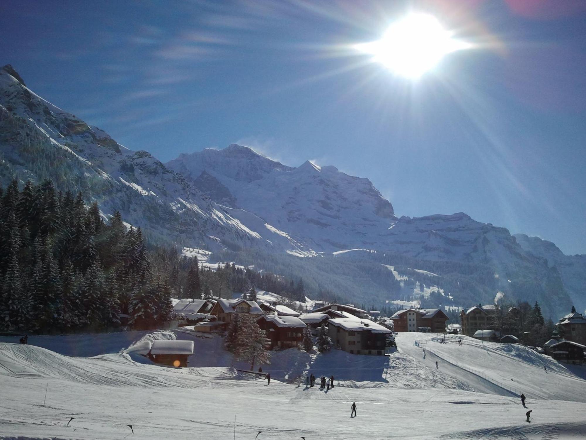 Hotel Berghaus Wengen Luaran gambar