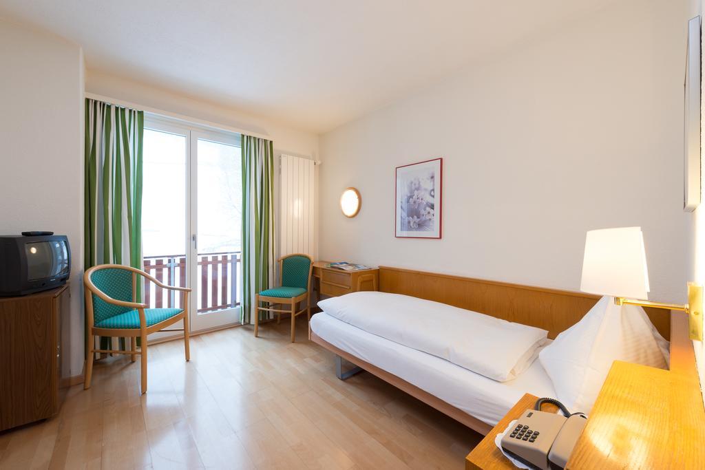Hotel Berghaus Wengen Bilik gambar