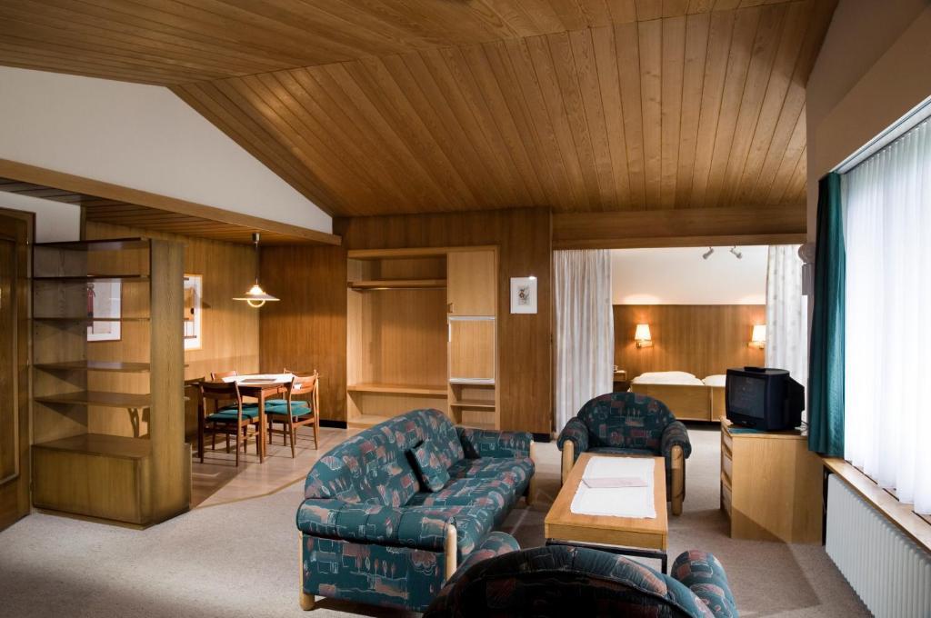 Hotel Berghaus Wengen Bilik gambar