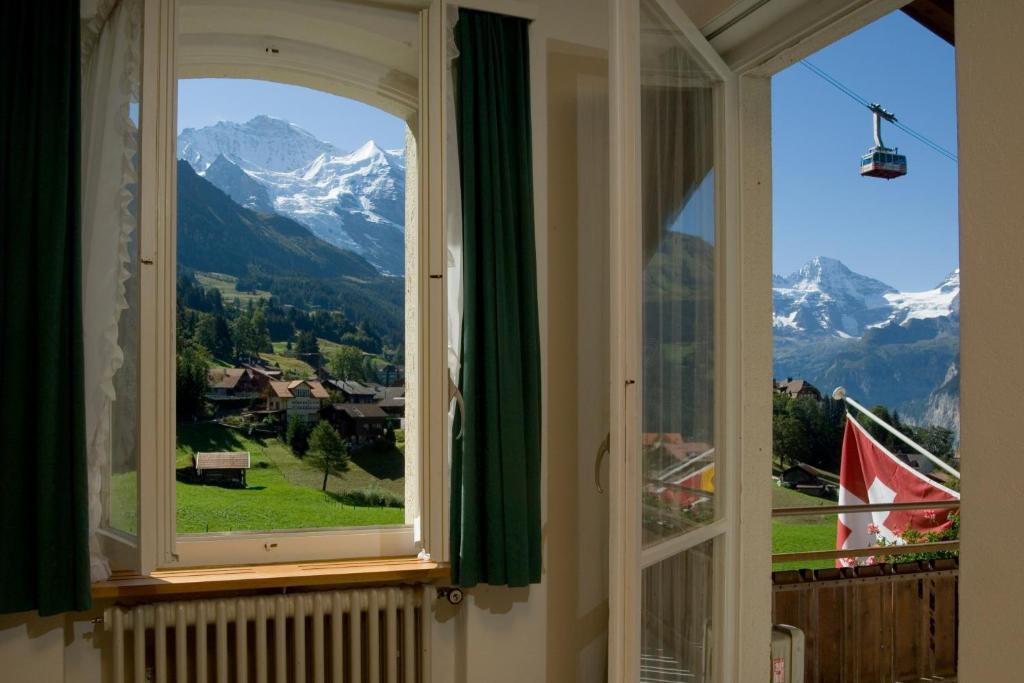 Hotel Berghaus Wengen Luaran gambar